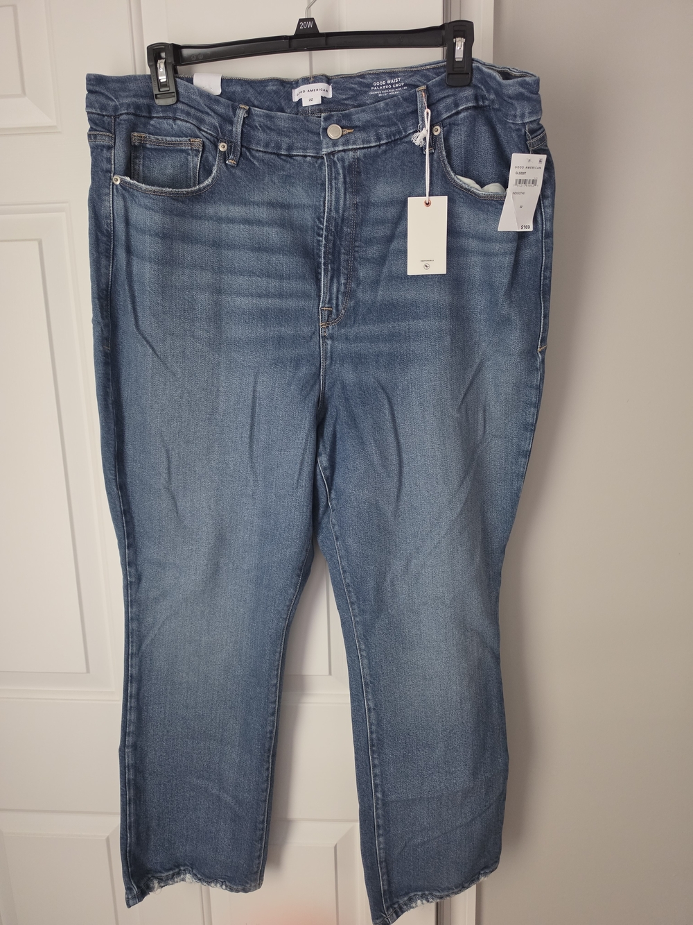 Good American Good Leg Straight High Rise 22W